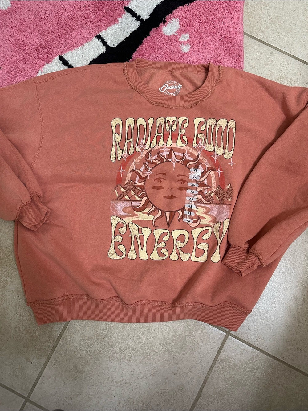 Radiant Good Energy Graphic Sweatshirt - Rust Pink - Picture 3 of 4